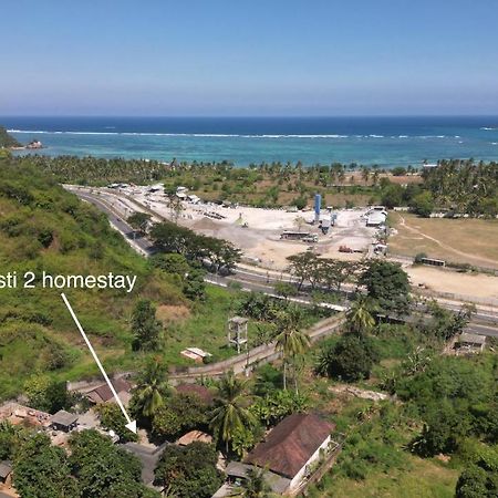 Rasti 2 Homestay Kuta  エクステリア 写真