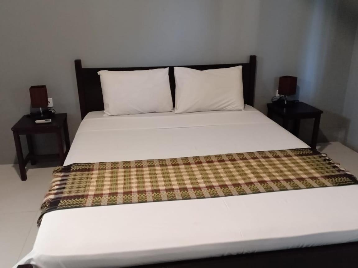 Rasti 2 Homestay Kuta  エクステリア 写真